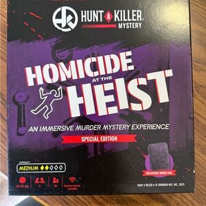 Hunt A Killer: Homicide at the Heist - Purple Special Edition